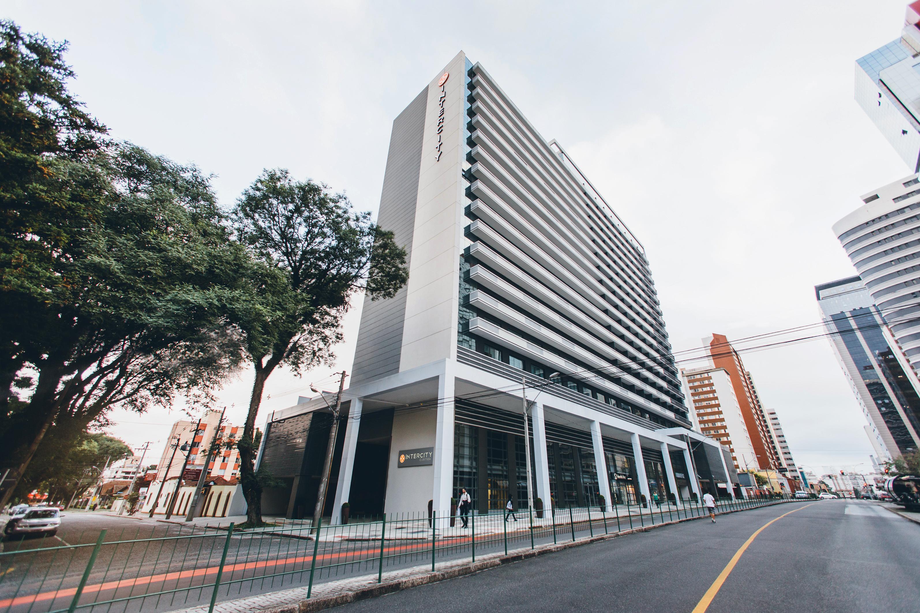 Intercity Curitiba Centro Civico Exterior foto